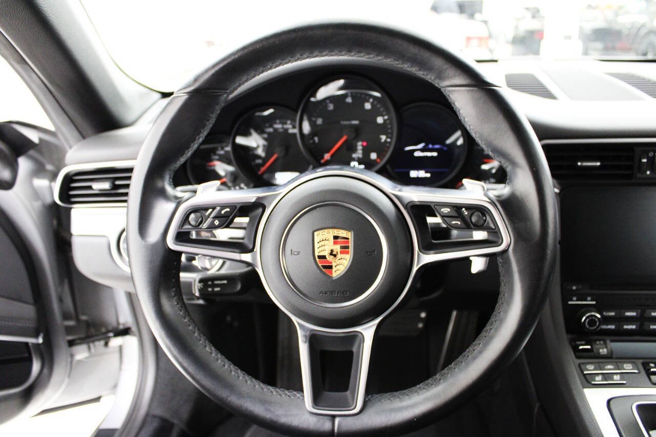Used 2017 Porsche 911 Carrera image 23
