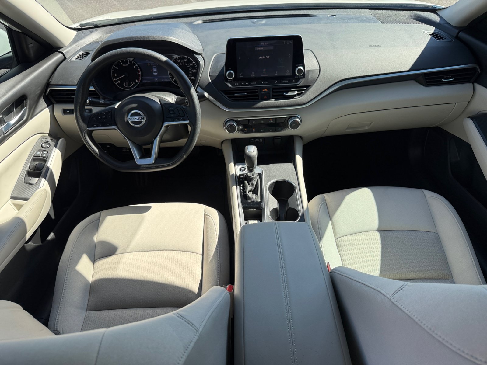 Used 2022 Nissan Altima 2.5 SV FWD image 17