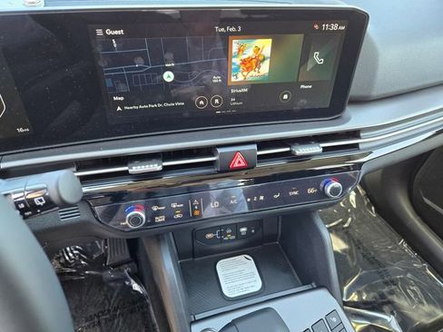 New 2026 Kia Sportage SX FWD image 11