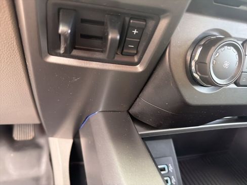 Used 2018 Ford F250 XLT w/ XLT Premium Package image 44