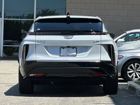 Used 2026 Cadillac Lyriq Premium Luxury w/ LPO, Floor Liner Package RWD image 5