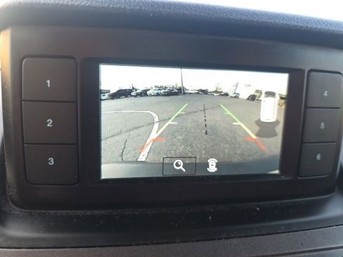 Used 2022 Ford Transit Connect XL image 19