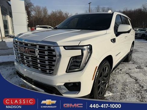 Used 2026 GMC Yukon Denali w/ Denali Reserve Package image 1
