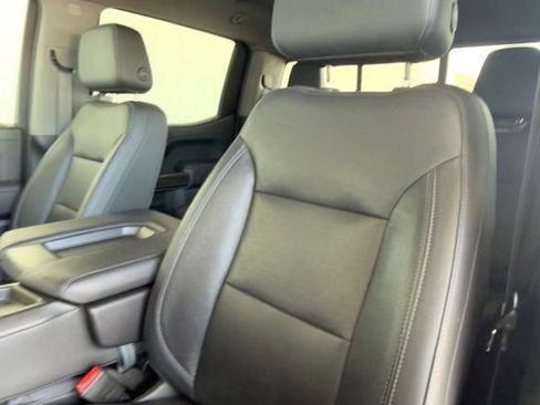 Used 2020 Chevrolet Silverado 1500 LT w/ All-Star Edition AWD/4WD image 2