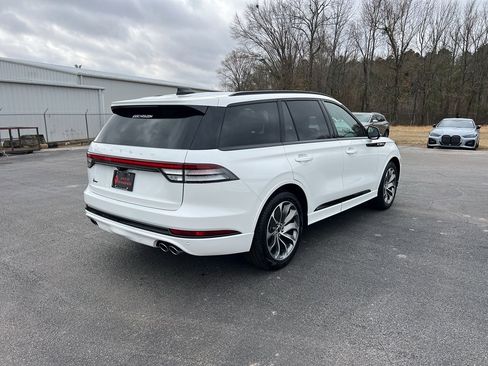 New 2026 Lincoln Aviator 2WD w/ Jet Appearance Package image 6