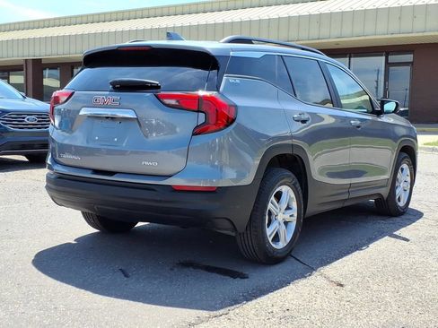 Used 2021 GMC Terrain SLE w/ Driver Convenience Package AWD/4WD image 5