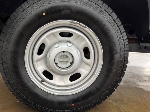 Used 2018 Ford F250 XL w/ Power Equipment Group AWD/4WD image 51