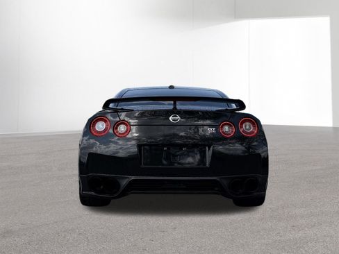 Used 2015 Nissan GT-R Black Edition AWD/4WD image 18