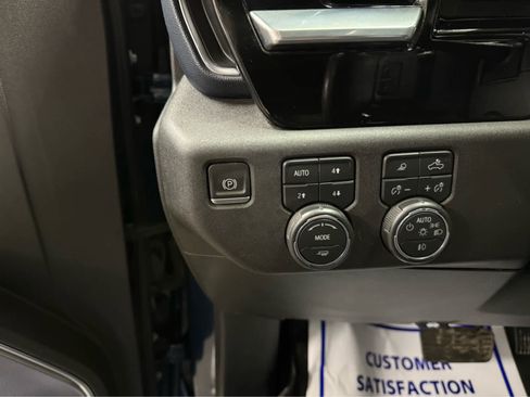 Used 2022 Chevrolet Silverado 1500 High Country w/ LPO, Dark Essentials Package image 11