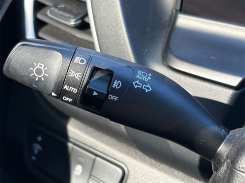 Used 2024 Kia Seltos EX image 29