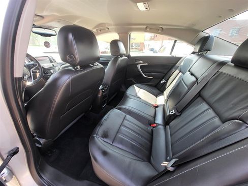 Used 2016 Buick Regal FWD image 9