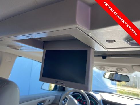 Used 2014 Chevrolet Traverse LT image 8