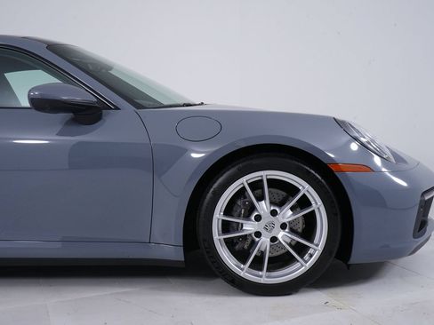 Used 2024 Porsche 911 Carrera RWD image 14