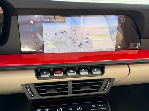 Certified 2025 Porsche 911 Carrera image 15