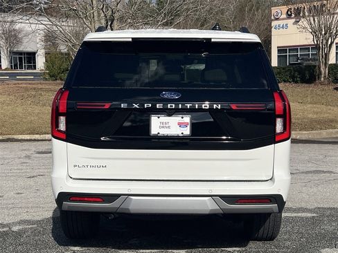 New 2025 Ford Expedition Platinum w/ Platinum Ultimate Package image 28