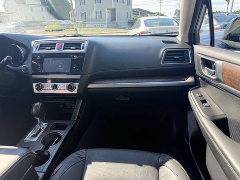 Used 2015 Subaru Outback 2.5i Limited AWD/4WD image 27