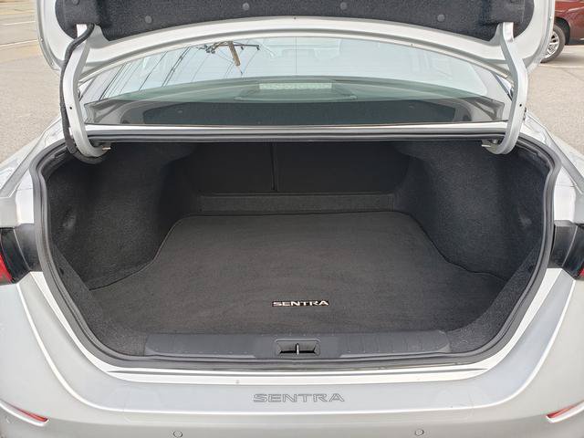 Used 2022 Nissan Sentra S FWD image 5