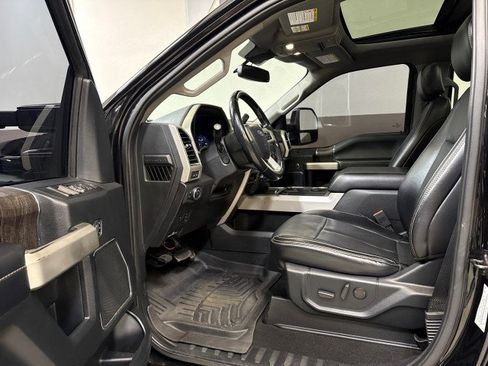 Used 2021 Ford F350 Lariat w/ Lariat Ultimate Package image 12