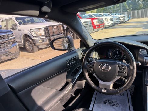 Used 2016 Lexus IS 200t w/ F Sport Package RWD image 19