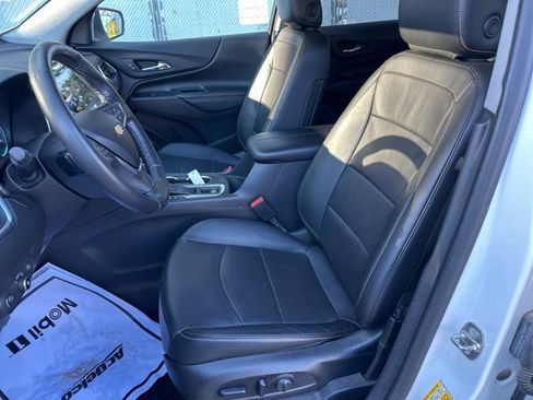 Used 2018 Chevrolet Equinox Premier image 18