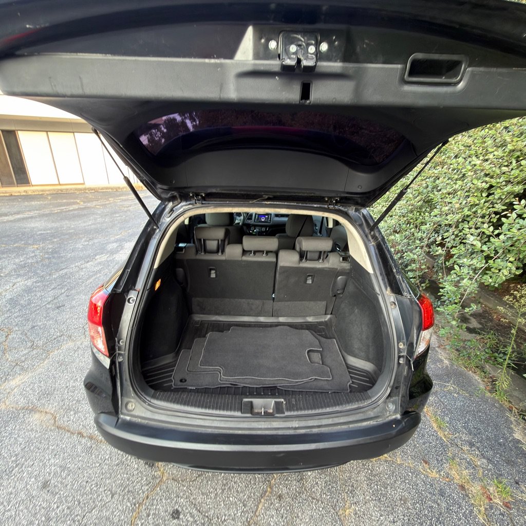 Used 2019 Honda HR-V LX image 14