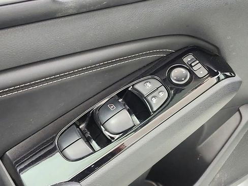 Used 2023 Nissan Altima 2.5 SL image 39