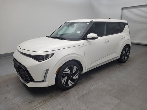 Used 2023 Kia Soul GT-Line w/ GT-Line Technology Package image 2