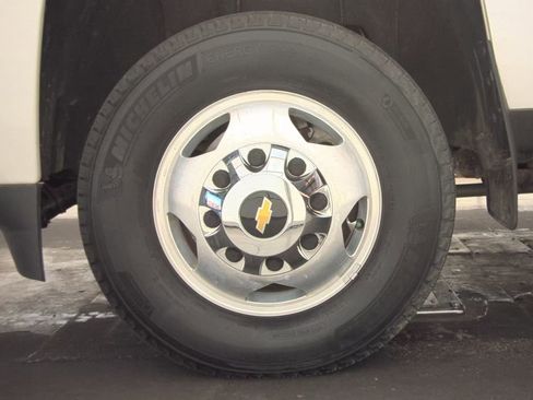 Used 2019 Chevrolet Silverado 3500 High Country w/ Duramax Plus Package image 10