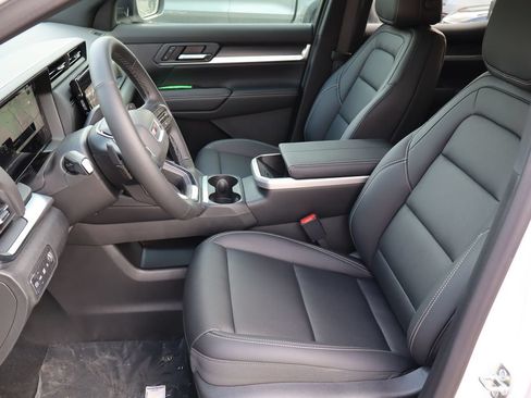 New 2026 GMC Terrain Elevation w/ Elevation Premium Package FWD image 10