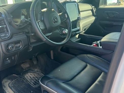 Used 2024 RAM 1500 Limited image 7