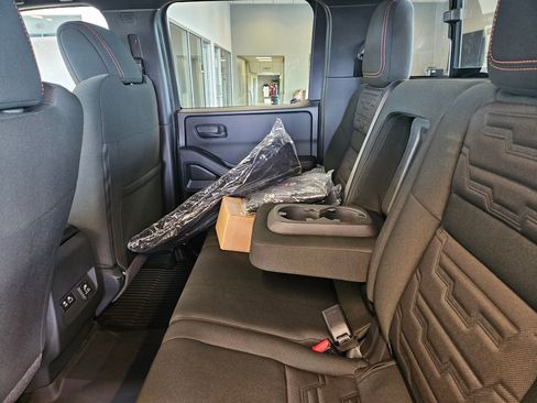 New 2026 Nissan Frontier PRO-4X w/ Pro-4x Convenience Package image 25