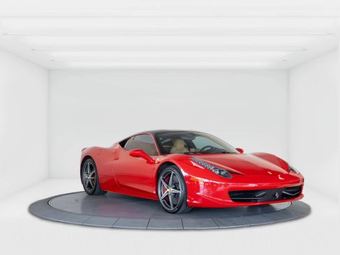 Certified 2012 Ferrari 458 Italia Coupe image 7
