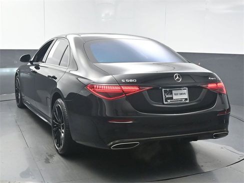 Used 2023 Mercedes-Benz S 580 4MATIC Sedan image 6