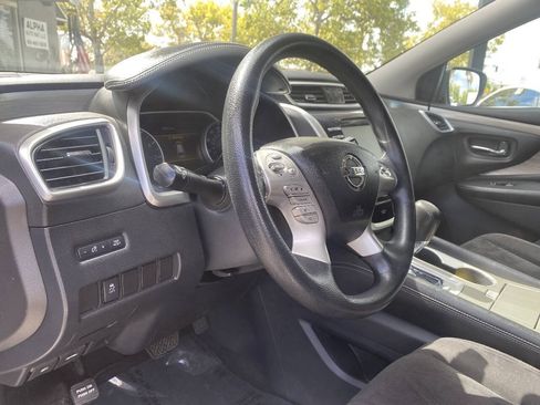 Used 2017 Nissan Murano S w/ Navigation Package AWD/4WD image 14