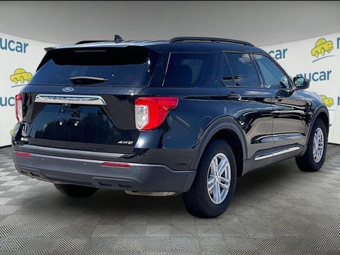 Used 2021 Ford Explorer XLT AWD/4WD image 6
