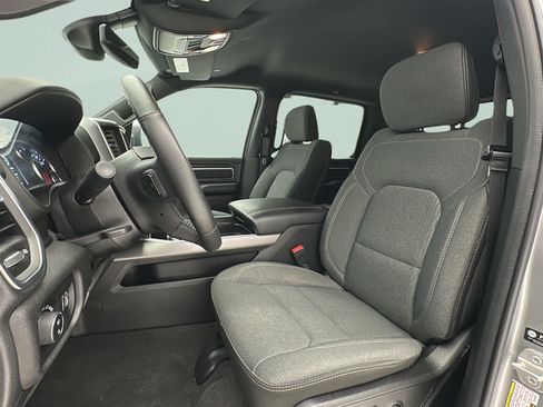 Used 2024 RAM 1500 Big Horn AWD/4WD image 15