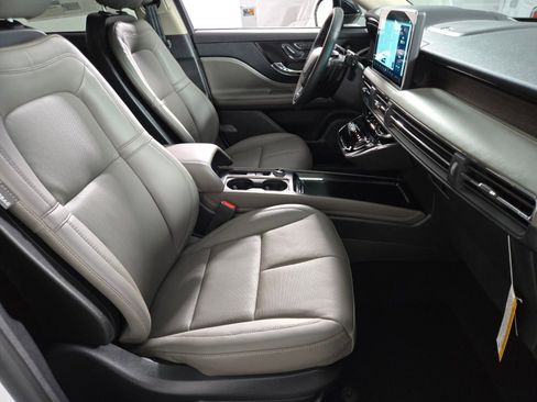 New 2026 Lincoln Corsair Reserve image 19