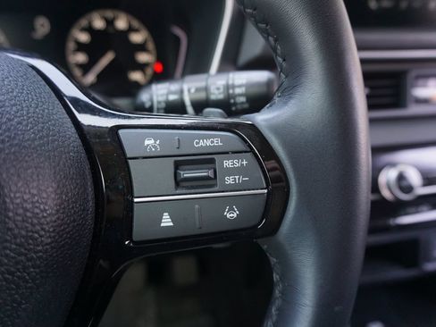 Used 2024 Honda Pilot EX-L image 9
