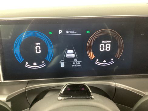 Used 2024 Hyundai Santa Fe SEL image 18