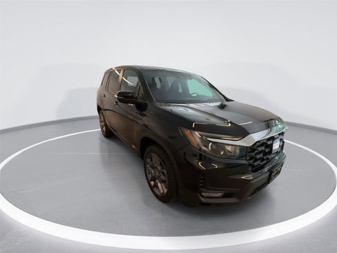 Used 2023 Honda Passport EX-L image 2