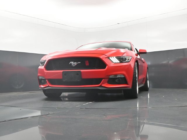 Used 2016 Ford Mustang GT Premium w/ Equipment Group 401A RWD image 31