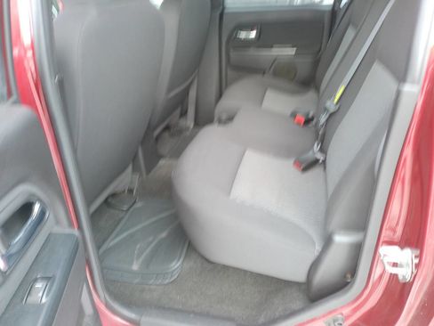 Used 2011 GMC Canyon SLE image 10