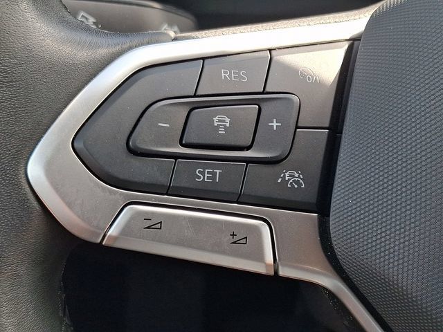 Used 2024 Volkswagen Jetta SEL FWD image 21