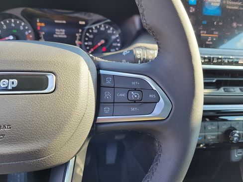 New 2026 Jeep Compass Limited image 23