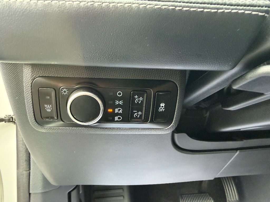 Used 2024 Ford Mustang Mach-E Select AWD/4WD image 29