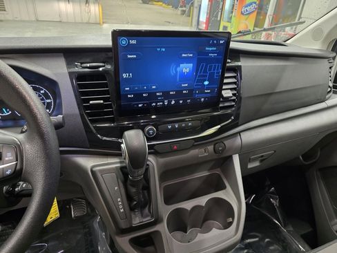 Used 2024 Ford Transit 350 XLT image 24