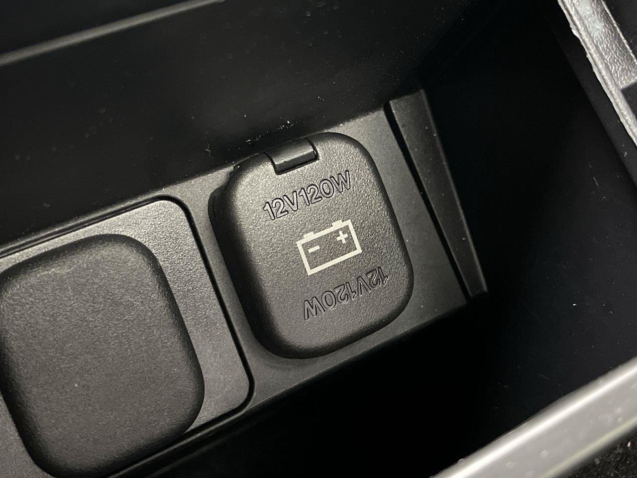 Used 2018 MAZDA MAZDA3 Touring FWD image 22