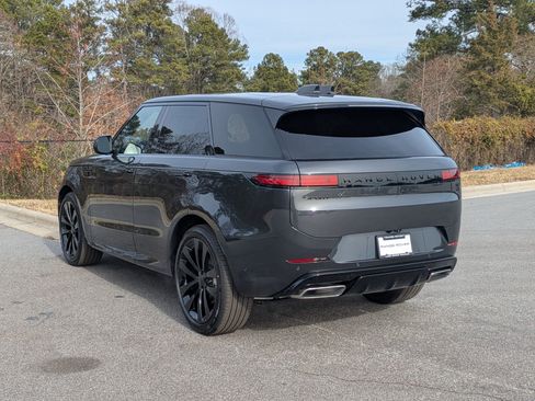 New 2026 Land Rover Range Rover Sport Dynamic SE image 7