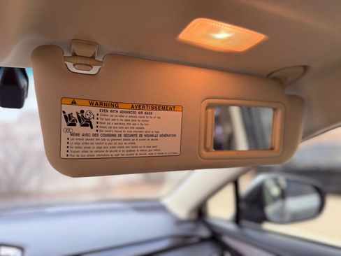 Used 2017 Lexus NX 300h AWD w/ Premium Package image 23