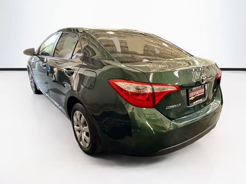 Used 2016 Toyota Corolla LE FWD image 8